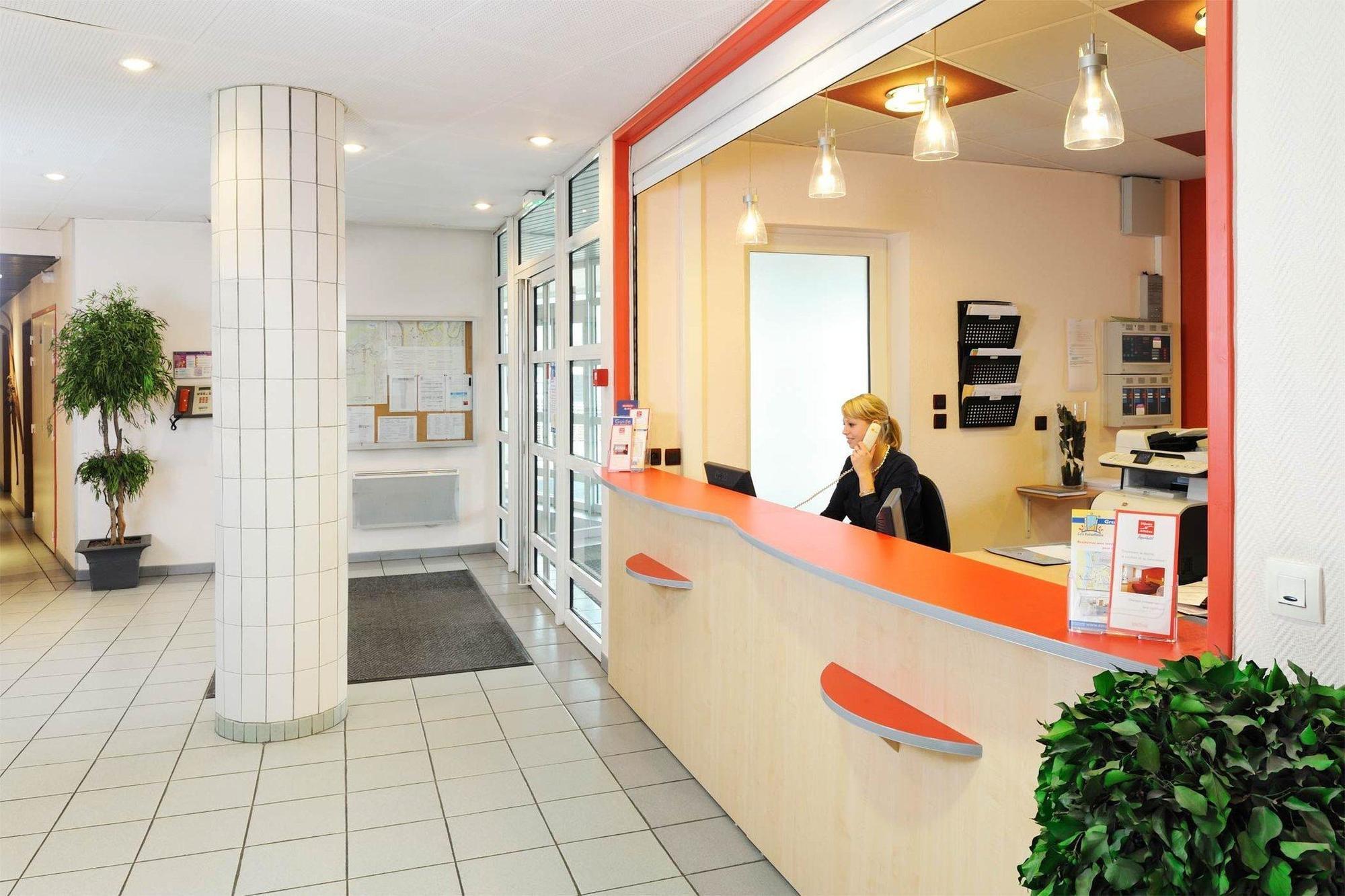Sejours & Affaires Grenoble Marie Curie Aparthotel Ngoại thất bức ảnh