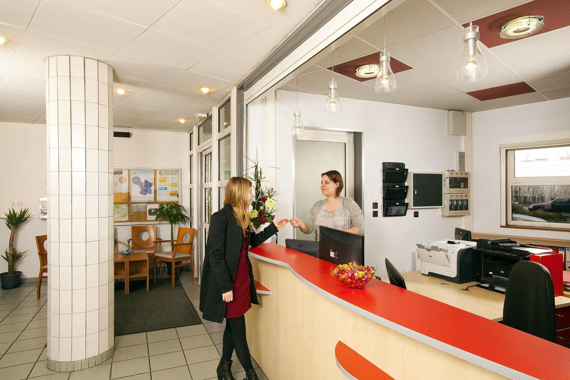 Sejours & Affaires Grenoble Marie Curie Aparthotel Ngoại thất bức ảnh